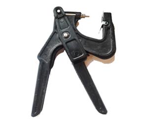 پنس پلاک گوش دو تکه مدل میرصابری